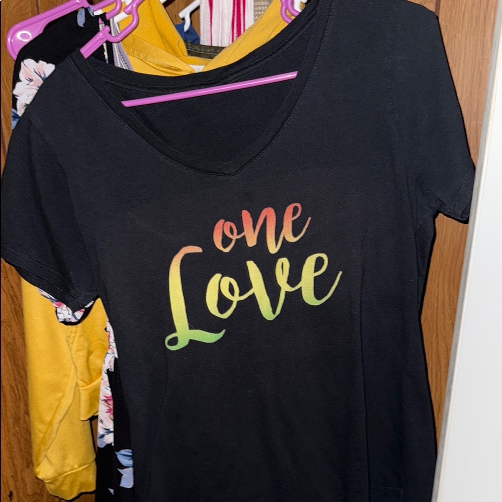 Black 'One Love' Graphic T-Shirt